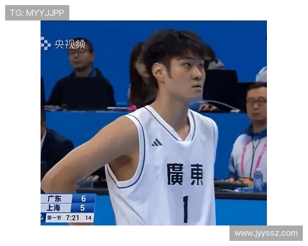 广东全运男篮U22组别夺冠于米提替补席激动落泪感动全场